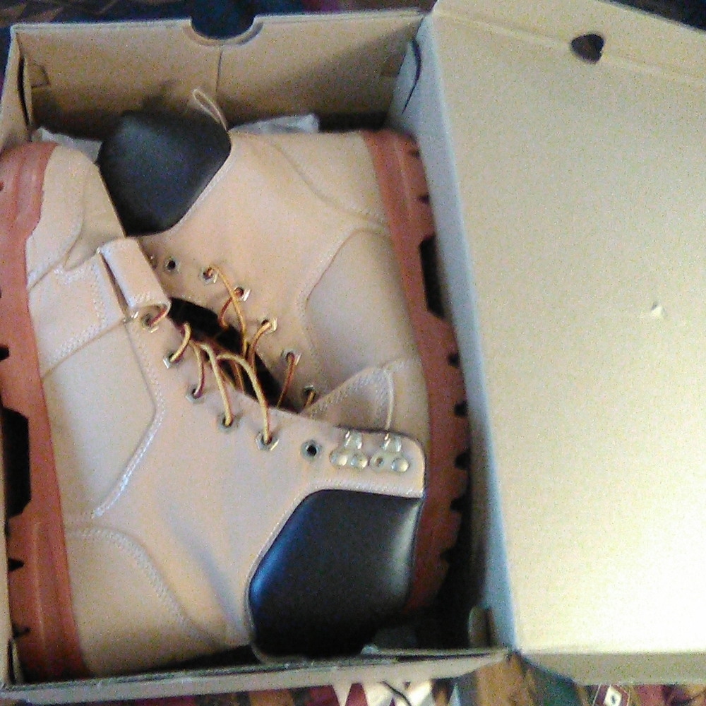 Mens creative recreation boots